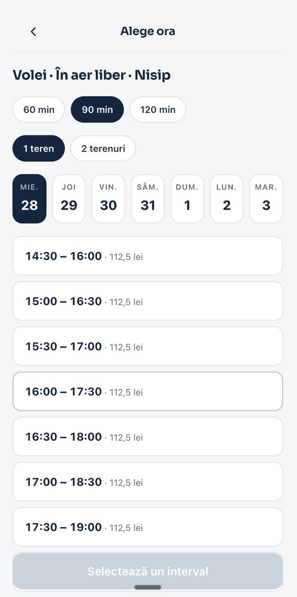 Aplicația de jucător PlayPass, alegerea orei: 60, 90 sau 120 de minute, unul sau două terenuri, banda de zile și lista intervalelor disponibile, fiecare cu prețul lui